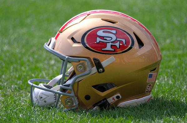 NFL, American Football Herren, USA 2023: Steelers vs 49ers SEP 10 SEPT 10, 2023: 49ers helmet during the Pittsburgh Stee